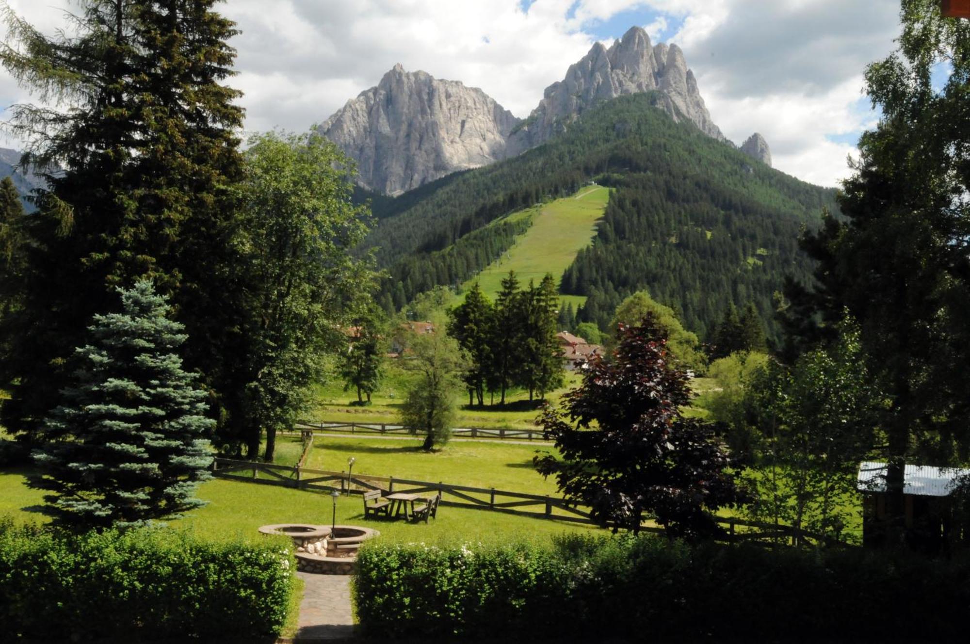Apartament Casa El Tobia Pozza di Fassa Zewnętrze zdjęcie